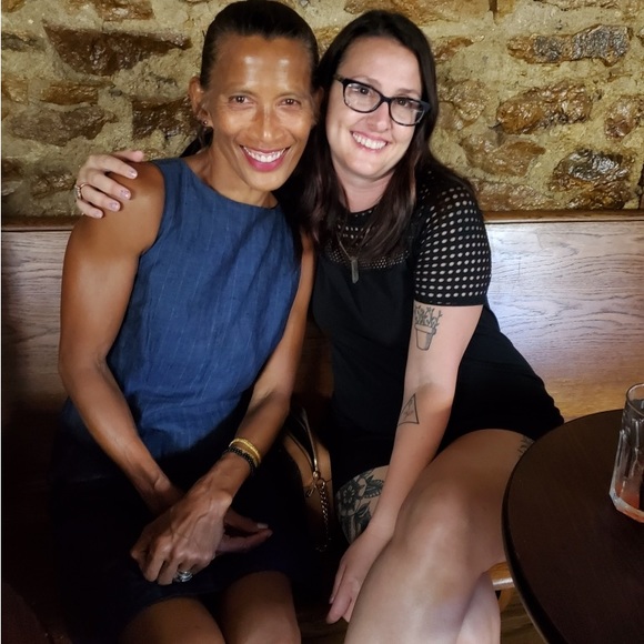 Meet your Posher, Angie - Picture 4 of 4